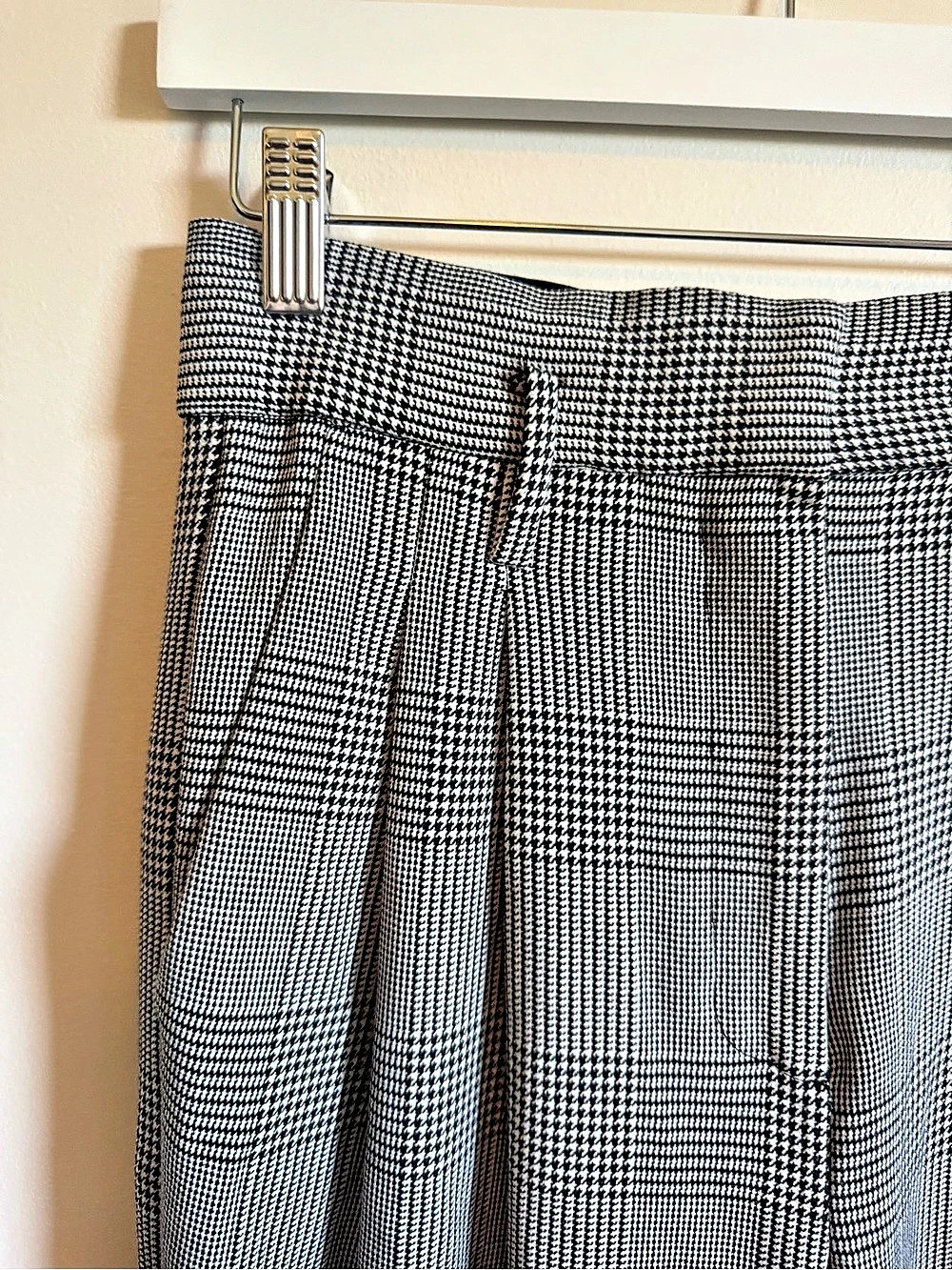 H&M Plaid Trousers in Black & White Like New 6 - Picture 7 of 15
